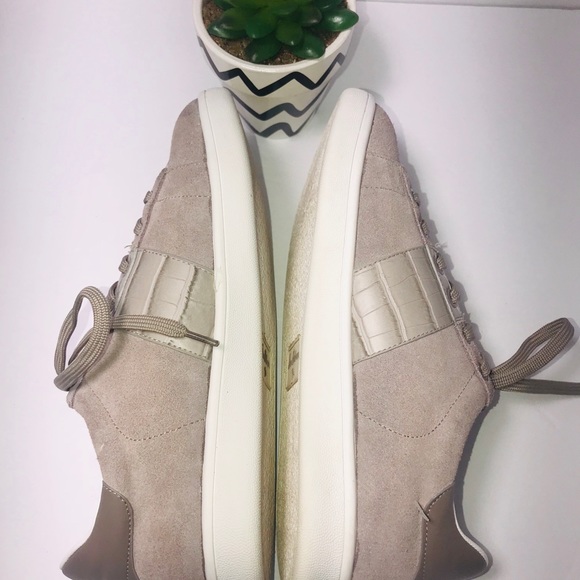 Sam Edelman Marquette Beige Sneaker - Picture 7 of 8
